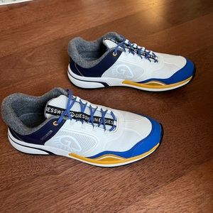 Men’s Sneakers 10.5